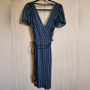 Elegant Blue Patterned Wrap Dress